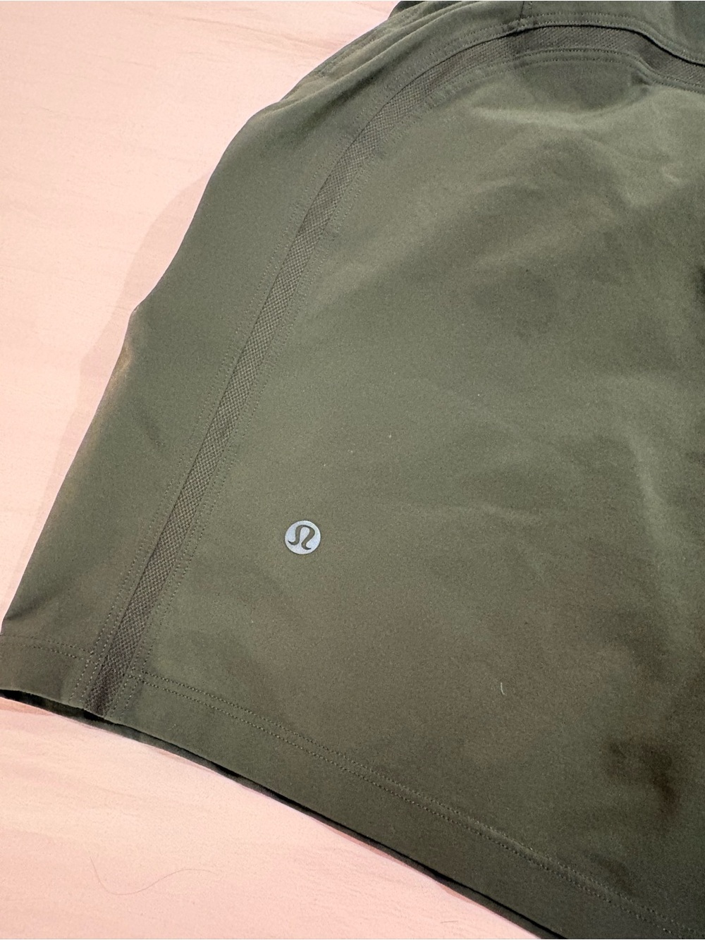 lululemon athletica Men's Olive Green Lightweight Jacket